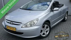 Grijs Gebruikt 2004 Peugeot 307 CC Cabriolet | € 1.795 (Eerlijke prijs)