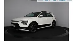 Wit Gebruikt 2023 Kia Niro Start SUV | € 27.900 (Goede deal)
