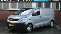 Grijs Gebruikt 2022 Opel Vivaro-e Combi Innovation Van | € 20.900 (Eerlijke prijs)