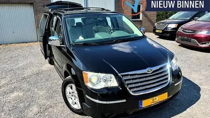 Zwart Occasion 2008 Chrysler Grand Voyager Limited MPV | € 14.950 (Goede deal)