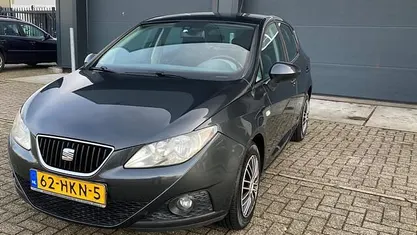 Grijs (metallic) Occasion 2009 Seat Ibiza Stylance Hatchback | € 2.995 (Goede deal)