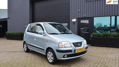 Occasion Hyundai Atos Dynamiq 59 PK (43 kW) 2004 Grijs Hatchback