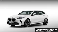 Wit Gebruikt 2024 BMW 120 Comfort Edition Hatchback | € 39.900 (Super prijs)
