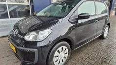 Zwart, andere lak Gebruikt 2019 VW up! move up! Hatchback | € 8.950 (Eerlijke prijs)