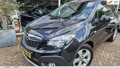 Zwart Gebruikt 2015 Opel Mokka Cosmo SUV | € 11.750 (Eerlijke prijs)