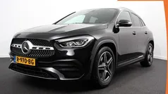 Zwart Gebruikt 2020 Mercedes GLA200 AMG line SUV | € 33.790 (Eerlijke prijs)