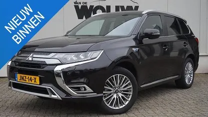 Gebruikt 2021 Mitsubishi Outlander Intense+ SUV | € 24.495 (Eerlijke prijs)
