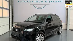 Zwart, metallic lak Gebruikt 2024 Seat Arona Business SUV | € 23.299 (Eerlijke prijs)