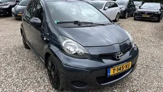 Grijs Gebruikt 2009 Toyota Aygo Hatchback | € 3.999 (Eerlijke prijs)