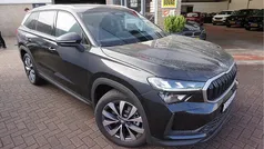Gebruikt 2024 Skoda Kodiaq Selection SUV | € 47.445 (Eerlijke prijs)