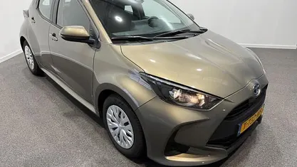 Gebruikt 2023 Toyota Yaris Active Hatchback | € 19.950 (Eerlijke prijs)