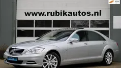 Grijs, metallic lak Gebruikt 2011 Mercedes S500 Prestige Sedan | € 24.950 (Duur)