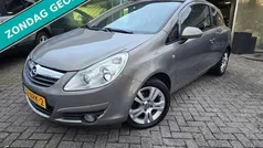 Bruin Gebruikt 2010 Opel Corsa Edition Hatchback | € 5.450 (Eerlijke prijs)