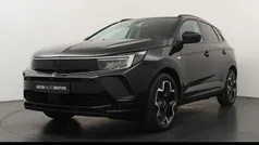 Zwart Gebruikt 2022 Opel Grandland X Ultimate SUV | € 28.445 (Eerlijke prijs)