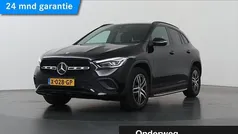 Zwart Gebruikt 2023 Mercedes GLA200 Business SUV | € 40.850 (Eerlijke prijs)