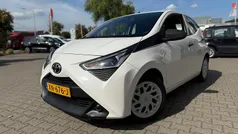 Wit Gebruikt 2019 Toyota Aygo Hatchback | € 9.245 (Eerlijke prijs)