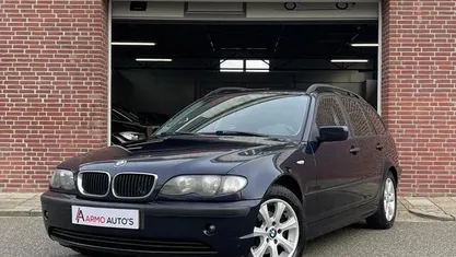 Occasion BMW 318 Executive 143 PK (105 kW) 2002 Blauw Stationwagen