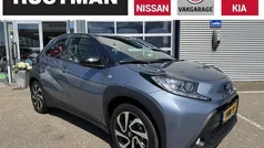 Grijs Gebruikt 2024 Toyota Aygo Pulse Hatchback | € 21.950 (Eerlijke prijs)