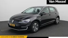 Zwart Gebruikt 2020 VW e-Golf Hatchback | € 14.400 (Eerlijke prijs)