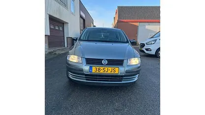 Grijs Gebruikt 2006 Fiat Stilo Young Hatchback | € 1.999 (Eerlijke prijs)