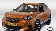 Oranje Gebruikt 2023 Peugeot e-2008 Allure SUV | € 22.925 (Eerlijke prijs)