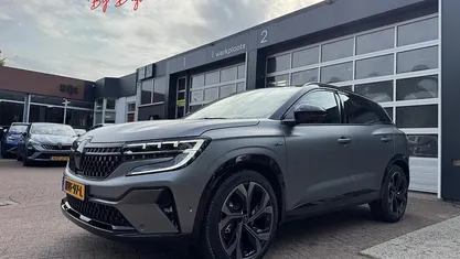 Nieuw Renault Austral Iconic Esprit Alpine 200 PK (147 kW) 2025 Grijs SUV