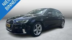 Zwart Gebruikt 2020 Audi A3 Sportback Comfort Hatchback | € 17.750 (Eerlijke prijs)