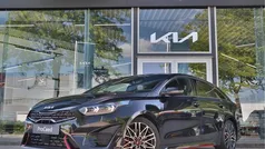 Zwart Gebruikt 2024 Kia ProCeed 2 Hatchback | € 39.945 (Eerlijke prijs)