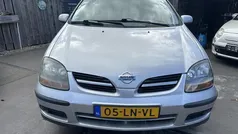 Nissan Almera Tino