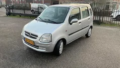 Grijs Gebruikt 2003 Opel Agila Hatchback | € 1.099 (Eerlijke prijs)