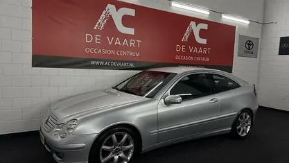 Occasion Mercedes C180 143 PK (105 kW) 2005 Grijs Coupé