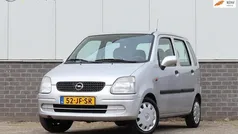 Grijs Gebruikt 2002 Opel Agila Comfort Hatchback | € 1.250 (Eerlijke prijs)