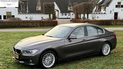 Gebruikt 2013 BMW 320 Sport Line Sedan | € 8.499 (Goede deal)