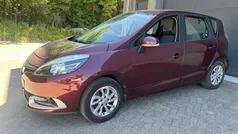 Rood Gebruikt 2013 Renault Scénic III Bose Edition MPV | € 2.990