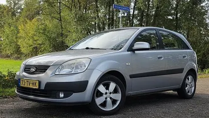 Gebruikt 2007 Kia Rio Hatchback | € 1.499 (Eerlijke prijs)