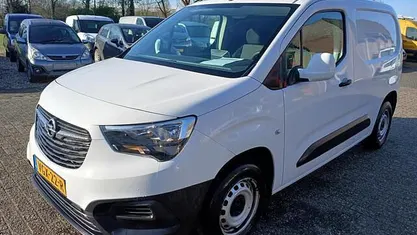 Occasion 2020 Opel Combo Edition Van | € 8.950 (Super prijs)