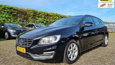 Zwart Gebruikt 2014 Volvo V60 Momentum Stationwagen | € 9.995 (Super prijs)