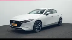 Gebruikt 2025 Mazda 3 Center-Line Hatchback | € 31.950 (Eerlijke prijs)