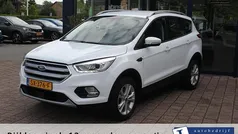 Wit Gebruikt 2018 Ford Kuga Titanium SUV | € 17.940 (Eerlijke prijs)