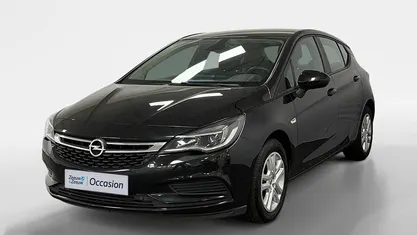 Gebruikt 2016 Opel Astra Edition Hatchback | € 13.435 (Eerlijke prijs)