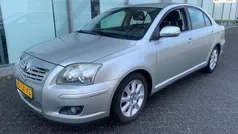 Gebruikt 2006 Toyota Avensis Luna Sedan | € 4.750 (Eerlijke prijs)