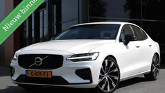 Wit Gebruikt 2019 Volvo S60 R-Design Sedan | € 27.750 (Goede deal)