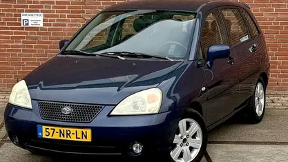 Blauw Gebruikt 2004 Suzuki Liana Limited Hatchback | € 1.950 (Eerlijke prijs)