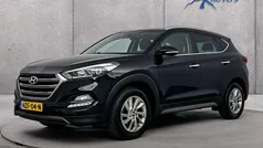 Zwart, metallic lak Gebruikt 2015 Hyundai Tucson Comfort SUV | € 16.900 (Eerlijke prijs)