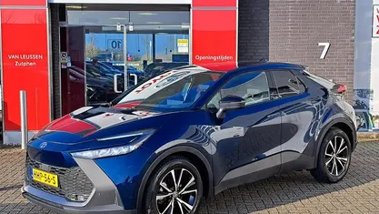 Occasion 2025 Toyota C-HR SUV | € 34.700 (Eerlijke prijs)