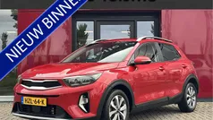 Rood Gebruikt 2022 Kia Stonic SUV | € 15.445 (Eerlijke prijs)