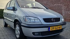 Grijs Gebruikt 2001 Opel Zafira Elegance MPV | € 1.500 (Eerlijke prijs)