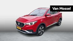 Rood Gebruikt 2019 MG ZS Luxury Sedan | € 13.495 (Eerlijke prijs)