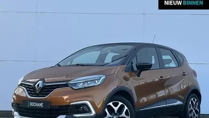 Oranje Occasion 2018 Renault Captur Intens SUV | € 9.999 (Eerlijke prijs)