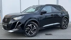 Zwart Gebruikt 2023 Peugeot e-2008 Allure SUV | € 21.945 (Eerlijke prijs)